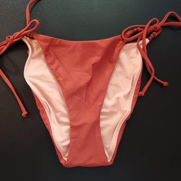 J Crew Women's Curved Waist Cheeky String Bikini Bottom With Beads NWT - Picture 1 of 7